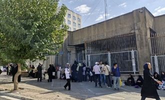 ماجرای ازدحام اتباع افغان در مقابل پلیس مهاجرت
