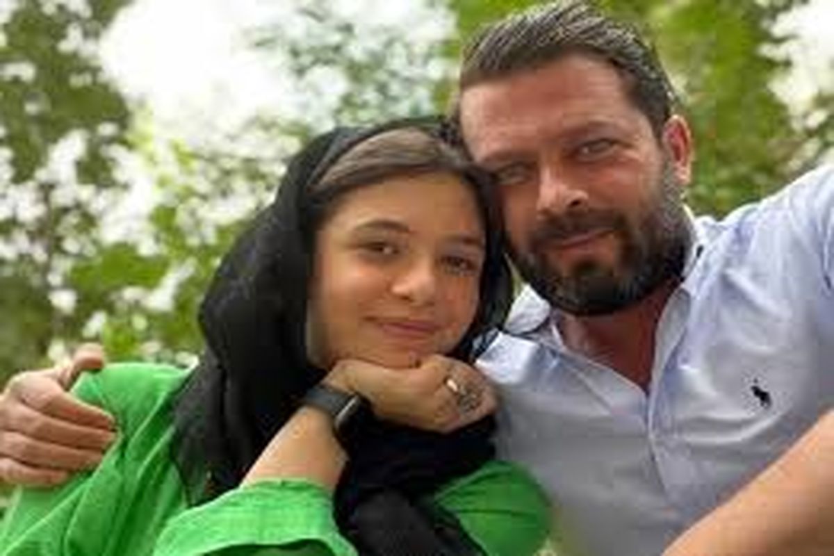 سوال جنجالی از نفس بازغی: «درسته که میگن با حضور پدرت ۳۰ سال جلو افتادی؟» / ویدئو