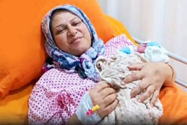 تولد عجیب یک نوزاد در سبزوار خبرساز شد!/ ویدئو