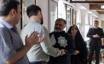 تقدیر از جمال رستم‌زاده در ویژه‌برنامه «ستارگان خبرفوری»