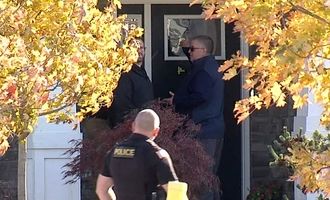  نظافتچی زنگ اشتباهی را زد و کشته شد 