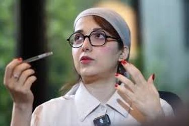 بازیگر زن: بعداز برنامه علی ضیا از مادرم عذرخواهی کردم/ ویدئو