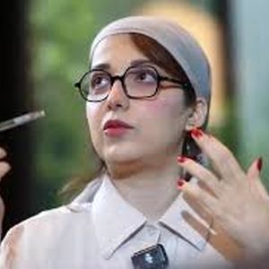 بازیگر زن: بعداز برنامه علی ضیا از مادرم عذرخواهی کردم/ ویدئو