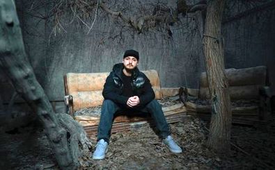 رپر معروف ایرانی در ورزشگاه استمفورد بریج محاصره شد!/ ویدئو