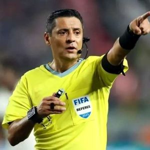 بابت علیرضا فغانی هم خوشحالم هم متاسف