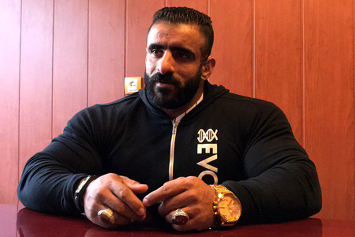 شیوه متفاوت ارادت هادی چوپان به رهبر انقلاب/ ویدئو