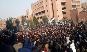 ممنوع‌الورودی گروهی از دانشجویان به دانشگاه شریف