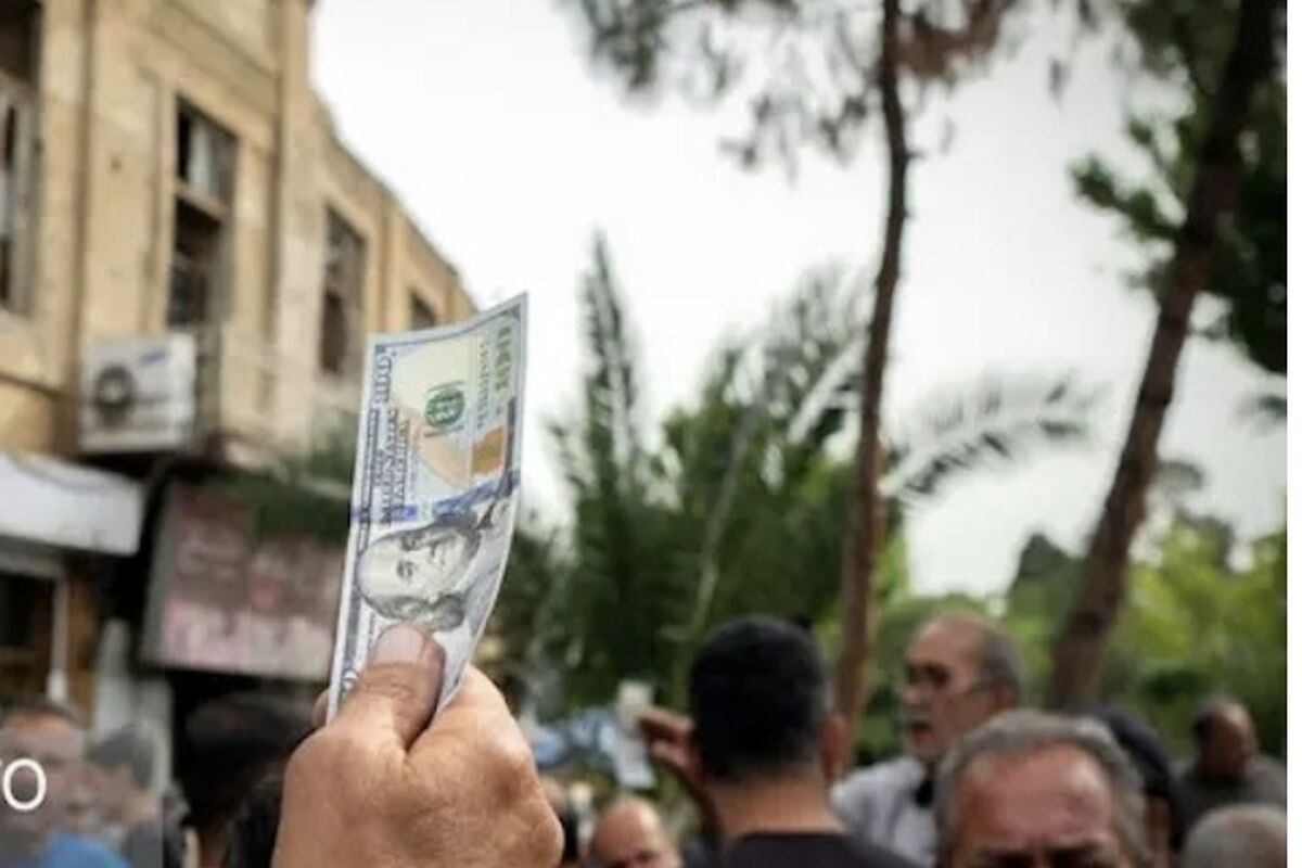 صرافی‌ها به حالت نیمه‌تعطیل درآمدند