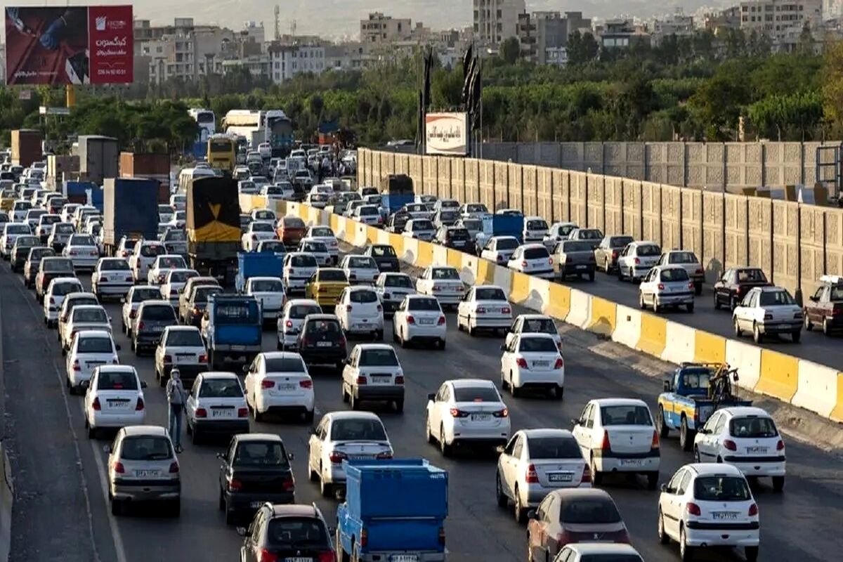 ترافیک سنگین در خروجی های تهران