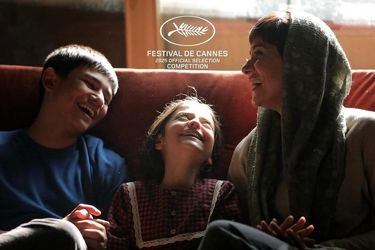 تصاویر داغ از پیمان معادی و پریناز ایزدیار در جشنواره کن