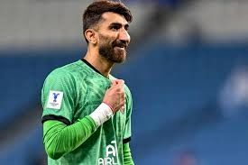  بازگشت بیرانوند با چهره و شماره جدید/ عکس