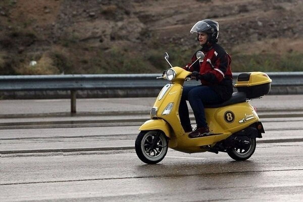 یک نماینده: آموزش موتورسواری باید توسط مربیان زن انجام شود