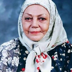 حمیده خیرآبادی در لباس نظامی زمانی/ عکس