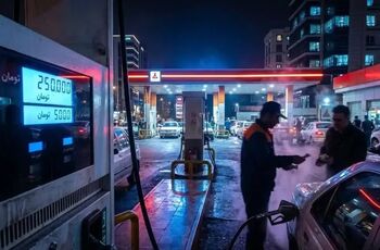 قیمت بنزین برای این افراد پنج هزار تومان می‌شود