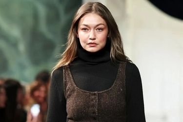 واکنش جیجی حدید به افشای نامش در پرونده اپستین/ حالم دارد بهم می‌خورد!