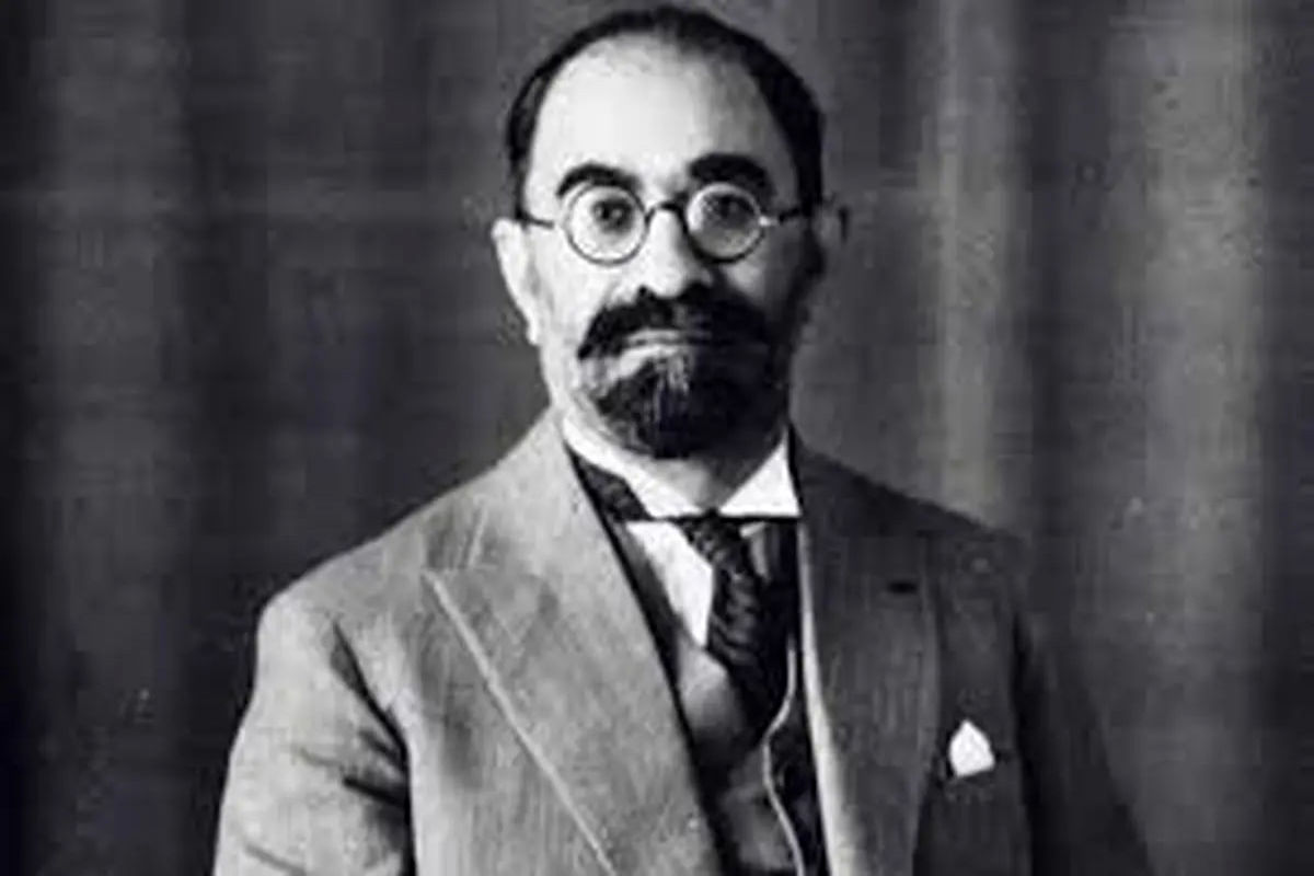 تصویر محمدعلی فروغی و محمدرضا پهلوی سال 1320