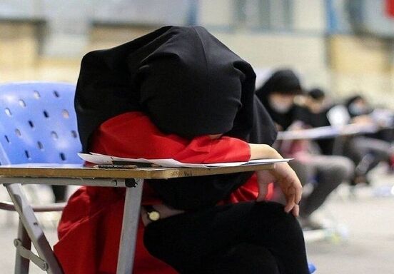 دو عکس جالبی که از دختران کنکوری شکار شد