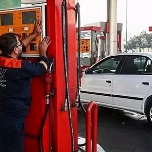 مجلس: قیمت تمام‌شده بنزین ۱۵ هزار تومان است