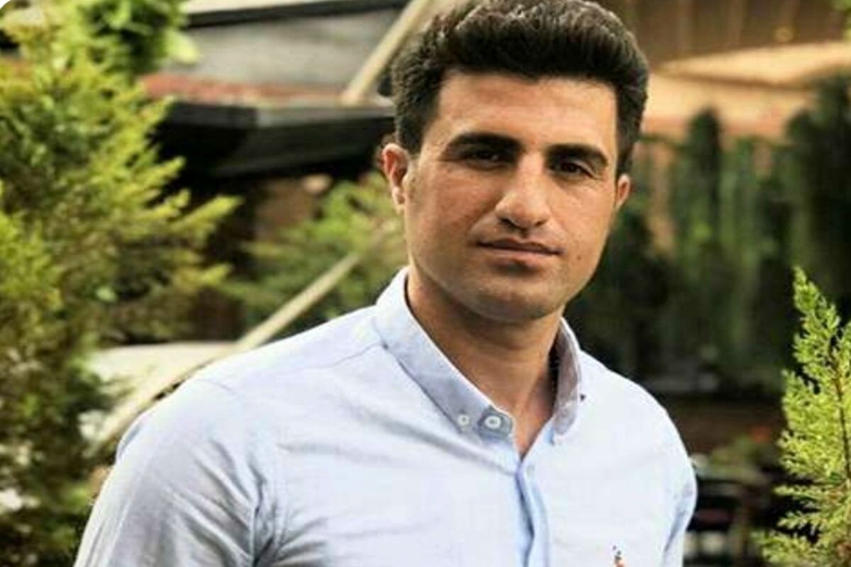 محسن لرستانی؛ خواننده‌ای که هم عشق چشید و هم زندان/ اتهام او چه بود؟
