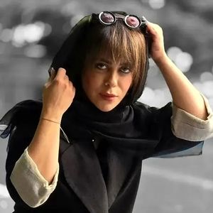 الهام خانم که بازیگر بود حالا کافه‌چی شده است