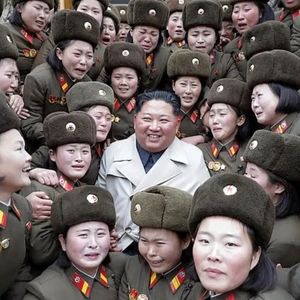 «گروه لذت»؛ زنان و دخترانی که برای لذت‌جویی رهبران کره شمالی انتخاب می‌شوند!