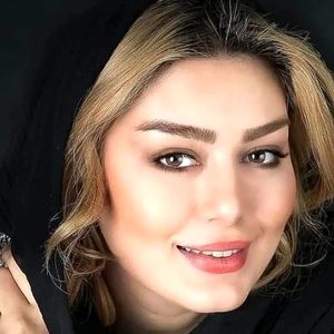  تیپ و چهرۀ «سحر قریشی» در فیلم «کارگر ساده نیازمندیم»/ عکس