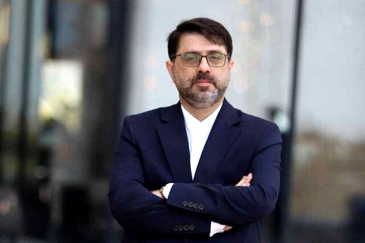 دولت زمینه بازگشت هنرمندان و ورزشکاران خارج از کشور به ایران را فراهم می‌کند