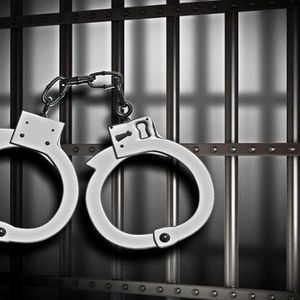 فیلم لحظه دستگیری سارا در رختخواب خانه اش/ او رقیب عشقی اش را کشت/ ویدئو