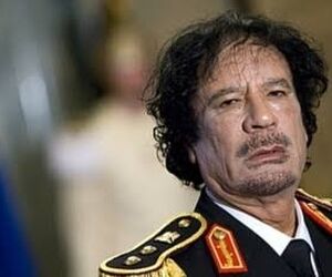 عکسی جالب از بادیگارد زن دیکتاتور عرب