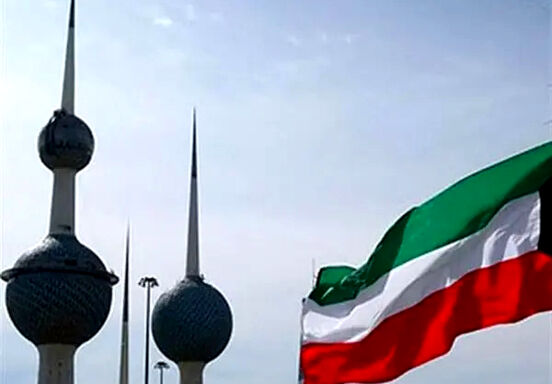شلیک موشک به سمت کویت؛ سپاه به تعرض آمریکا به بندرعباس پاسخ داد
