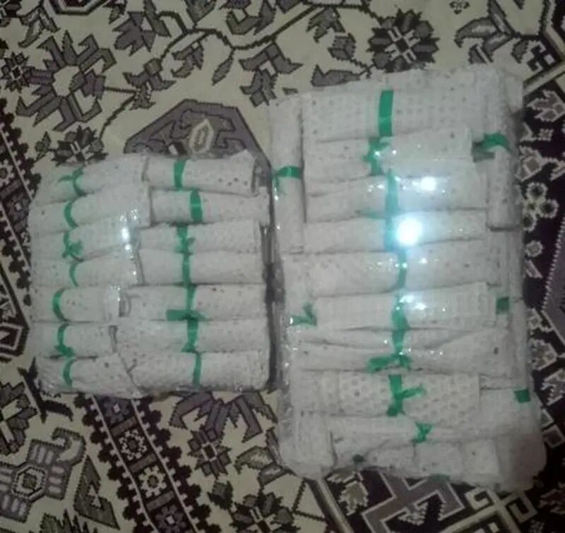 لقمه نان، پنیر و سبزی
