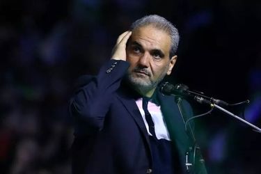 گریه جواد خیابانی روی آنتن زنده/ به مردم ایران توهین نکنید!