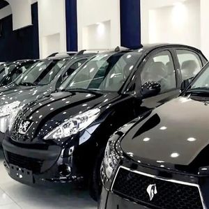 سقوط آزاد قیمت‌ها در بازار خودرو/ قیمت این خودرو ۱۰۰ میلیون تومان ریخت