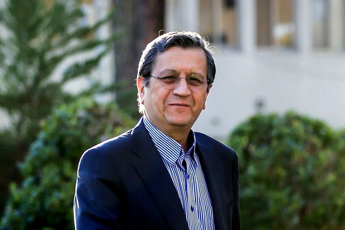 چرا همتی درباره افزایش قیمت بنزین اشتباه می‌کند؟
