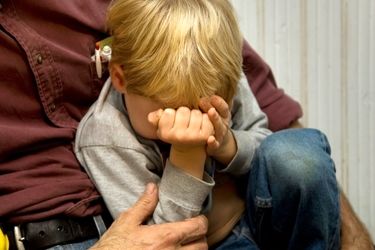 چند توصیه برای آرام کردن کودکان در شرایط جنگی