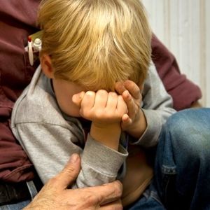 چند توصیه برای آرام کردن کودکان در شرایط جنگی