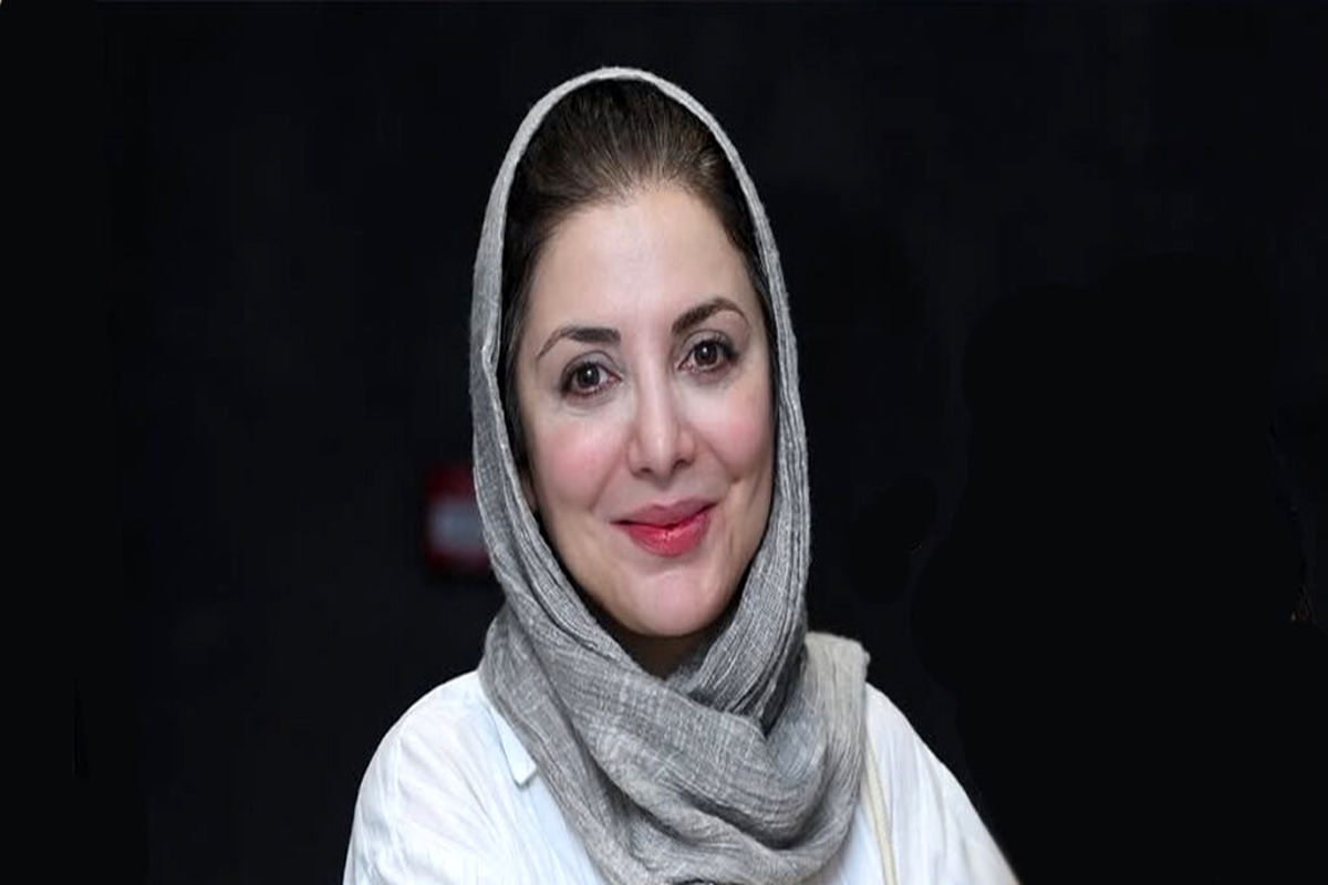  ماجرای خندیدن رویا میرعلمی در مراسم هفتم پدرش/ ویدئو