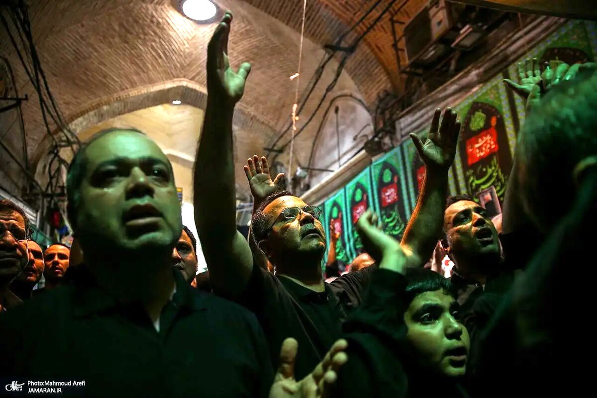 تصاویر عزاداری ظهر تاسوعا در بازار تهران