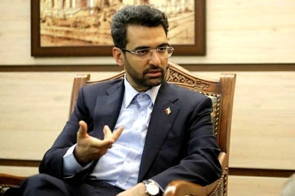 اعتراف آذری جهرمی؛ اگر تجربه ۹۸ را در ۹۶ داشتم، شاید کار تلگرام به اینجا نمی‌رسید/ اینکه وزیر بگوید رفع فیلترینگ به من ربط ندارد، یعنی سیاستمدار توانمندی نیست

