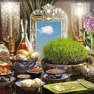 با چشمانی اشک‌آلود ما باز هم نوروز را در آغوش می‌کشیم