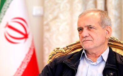 عکس دیدنی از تیپ و پوشش ۳۰ سال قبل مسعود پزشکیان