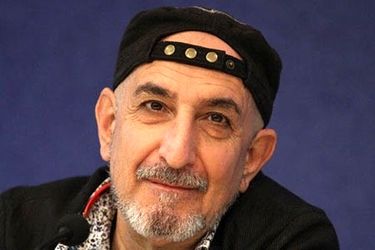 فرهاد آئیش : زن اولم امریکایی بود مچم رو گرفت / ویدئو