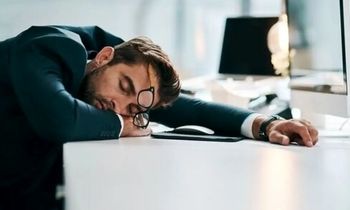 چرا بدون کار کردن هم خسته‌ایم؟/ بیماری پنهان عصر جدید