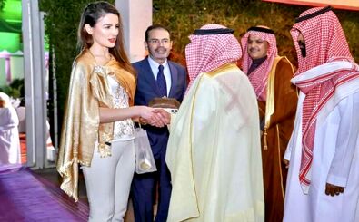 جنجال لباس خانم سفیر در مراسم افطار