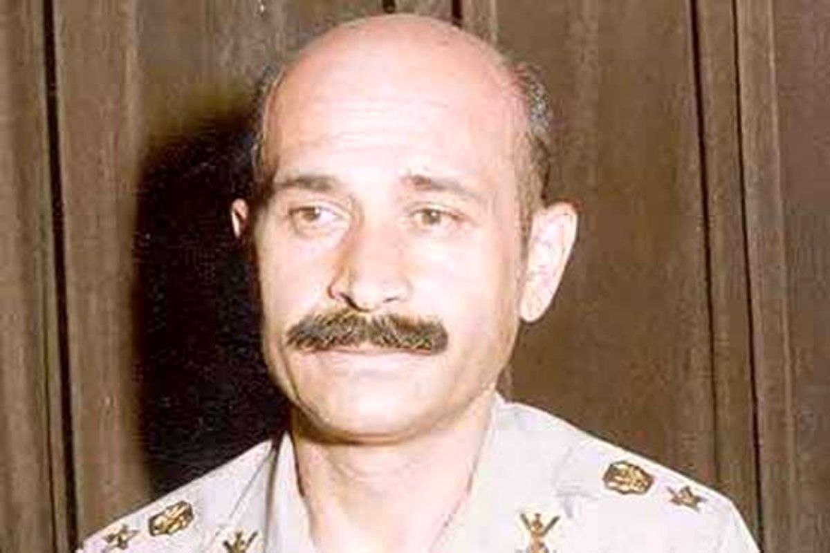 شجاعت عجیب مرد بزرگ ارتش در سوسنگرد/ ویدئو