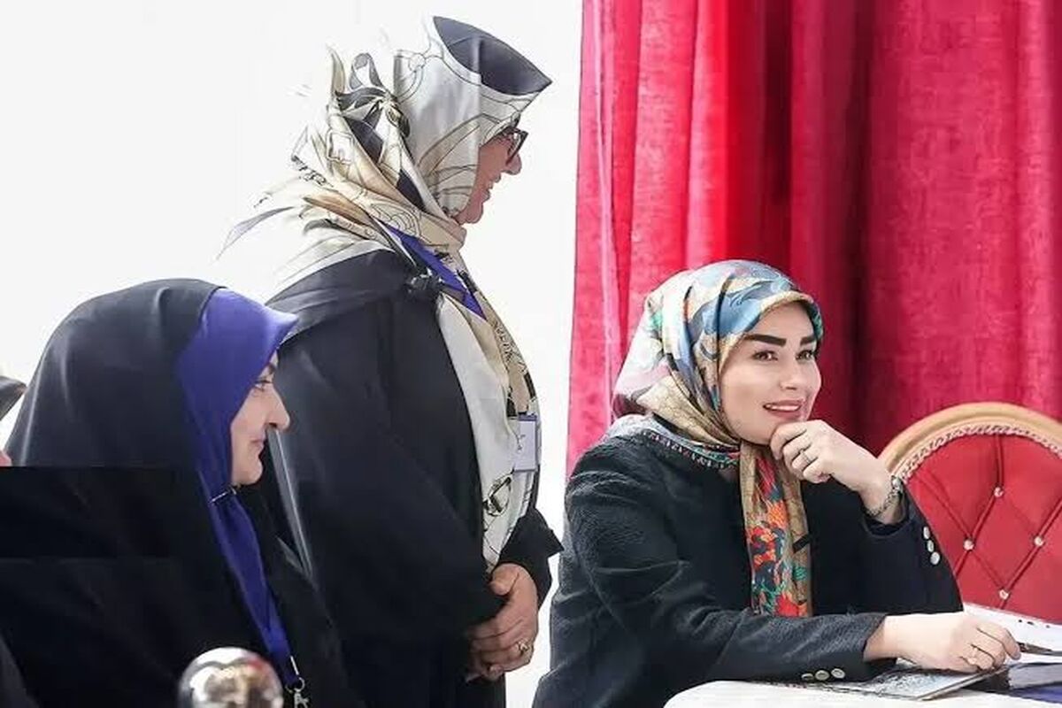 تور ایرانگردی همسران سفیران با سرلیدری همسر عراقچی/ عکس