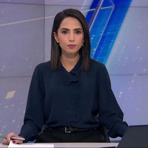 تصویر مجری ایران اینترنشنال در تهران روی بیلبورد رفت