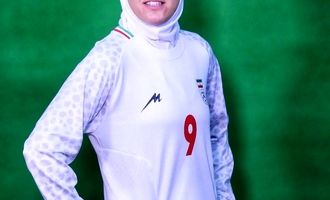 تصمیم کاپیتان تیم ملی زنان برای پناهندگی تغییر کرد