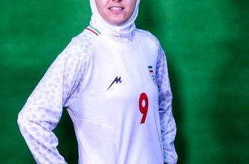 تصمیم کاپیتان تیم ملی زنان برای پناهندگی تغییر کرد