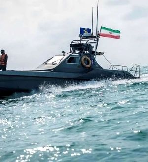 هشدار جدید فرماندهی نیروی دریایی سپاه/ قرارگاه خاتم: ورود سگ‌ها و آمریکایی‌ها ممنوع/ فرمانده هوافضای سپاه: منتظر فرمان شلیک هستیم